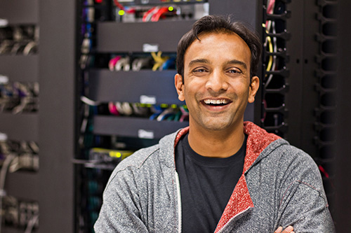 Coe welcomes DJ Patil for 2024 Contemporary Issues Forum
