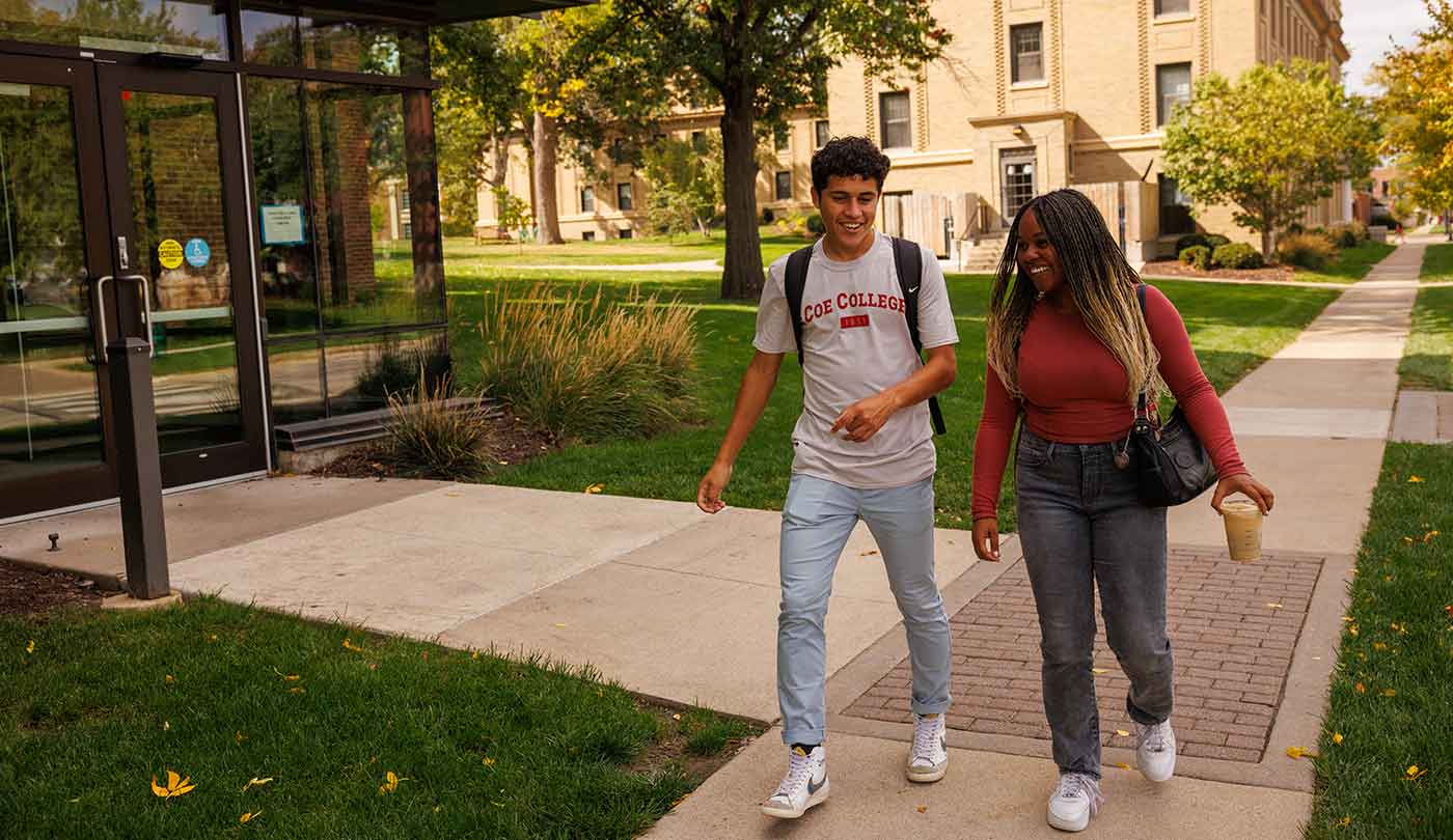 Coe students walking on campus